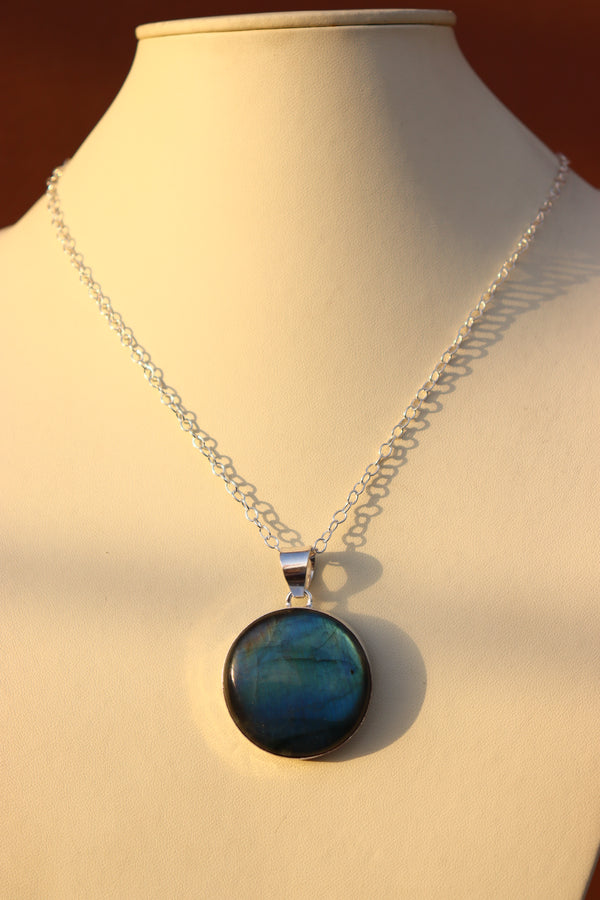 Nature Round Fire Labradorite gemstone pendant | Silver pendant | 22 inch chain included.